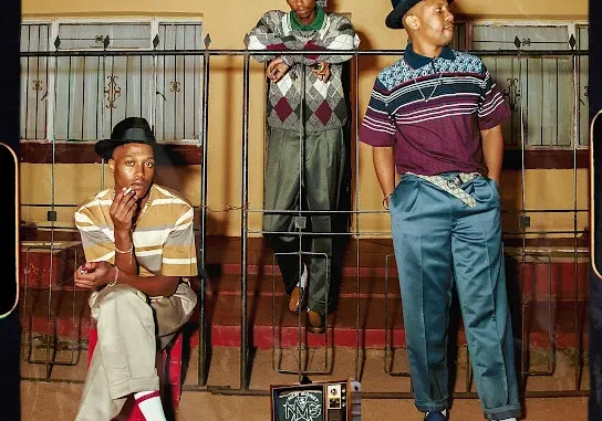 Felo Le Tee - Yebo Lapho (Gogo)